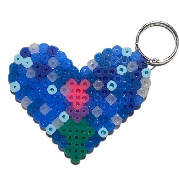 Heart keychain tulip blue pink handmade Pearler beads - Picture 1 of 4
